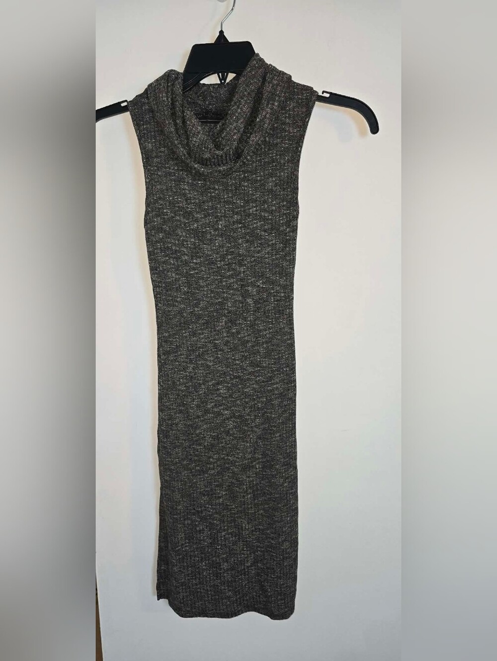 Sleeveless Gray Knit Turtleneck Midi Dress By Polly & Esther - Small - Picture 3 of 8
